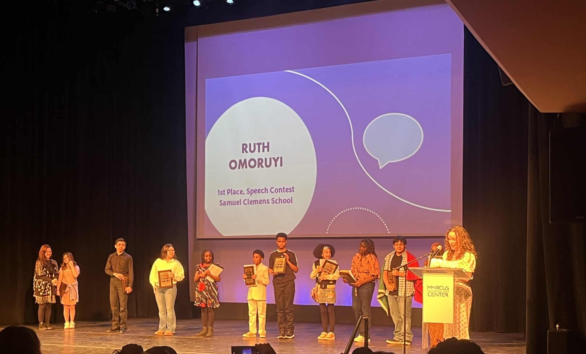 Ganadores del concurso de celebración de César Chávez 2024. (Foto por Maria Peralta-Arellano/ Carvd N Stone) Winners of the 2024 César Chávez Celebration contest. (Picture by Maria Peralta-Arellano/ Carvd N Stone)